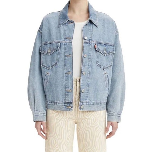 Wash jean jacket.